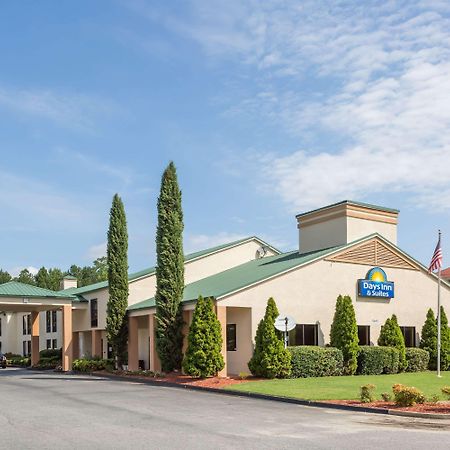 Days Inn & Suites By Wyndham Peachtree Corners Norcross Eksteriør bilde