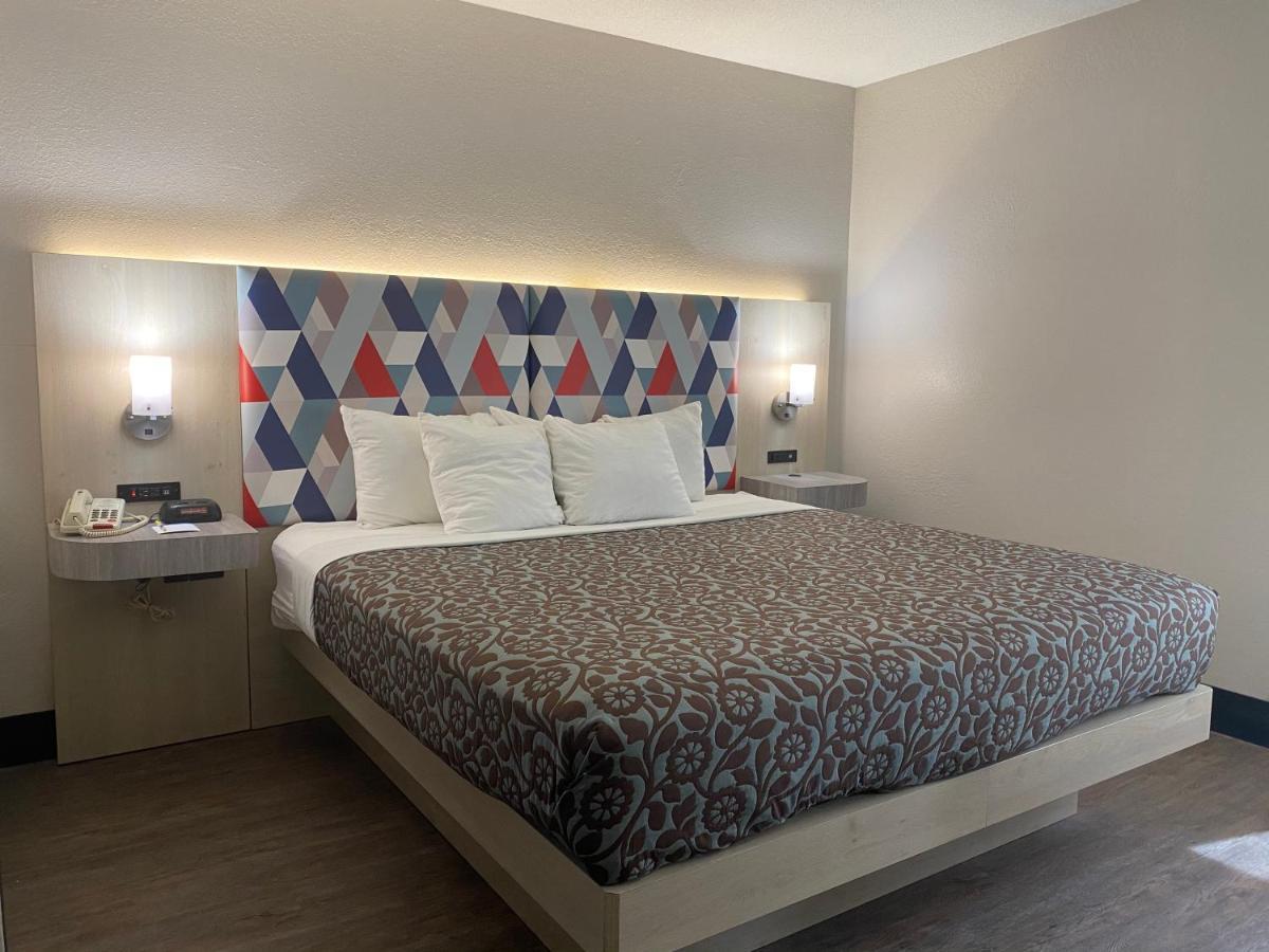 Days Inn & Suites By Wyndham Peachtree Corners Norcross Eksteriør bilde